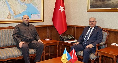 Bakan Güler, Ukrayna Milli Güvenlik ve Savunma Konseyi Sekreteri Umerov ile görüştü