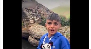 Bakan Kurum'dan yayladaki çöpleri toplayan kardeşlere teşekkür