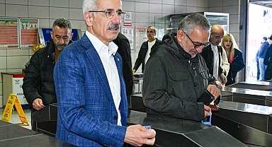 Bakan Uraloğlu: 30 Ağustos'ta bakanlığa bağlı kent içi raylı sistemler ücretsiz
