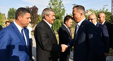 Bakan Yerlikaya Ağrı'da