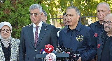 Bakan Yerlikaya: Balıkesir'de 4 büyüklüğünde 10'un üzerinde deprem oldu, artçı sayısı 250'yi geçti