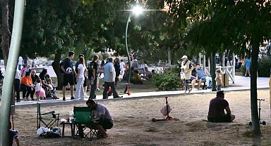 Balıkesir'de 6.1 büyüklüğünde deprem; Marmara ve Ege'de hissedildi