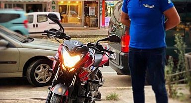 Bariyerlere çarpan motosikletin sürücüsü öldü
