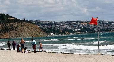 Batı Karadeniz, Kuzey Ege ve Marmara'da fırtına uyarısı; Tekirdağ'da deniz yasağı
