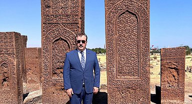 BBP lideri Destici'den Malazgirt Zaferi mesajı