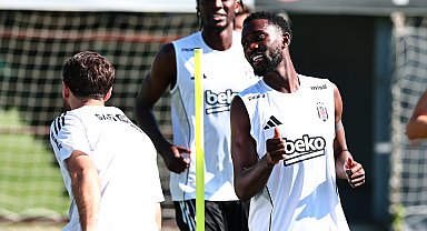 Beşiktaş'ın yeni transferi Wilfred Ndidi, ilk antrenmanına çıktı