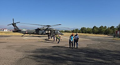 Bingöl'de gıda zehirlenmesi şüphesiyle 4 kişi helikopterle hastaneye kaldırıldı
