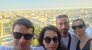 Bursalı ikizler, doktor babalarının mezun olduğu üniversiteyi kazandı