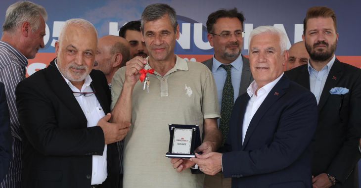 Büyük dönüşümde ilk anahtarlar teslim edildi