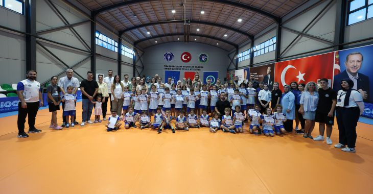 Büyükşehir Yaz Okulları’nda sertifika heyecanı