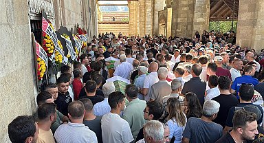 Çanakkale'deki kazada ölen Evrim ve Atakan, Edirne'de toprağa verildi