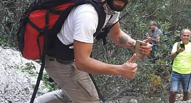 Denize atlayınca boynu kırılan gönüllü itfaiyeci, 18 gün sonra öldü