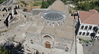 Depremde ağır hasar alan 1600 yıllık kilisenin restorasyonu tamamlandı