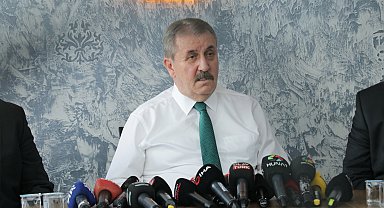 Destici: Onlara güvenmiyorum, çünkü onlar hainler topluluğu