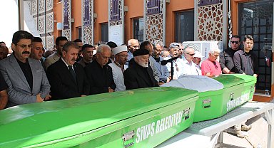 Destici, Sivas'ta cenaze namazına katıldı