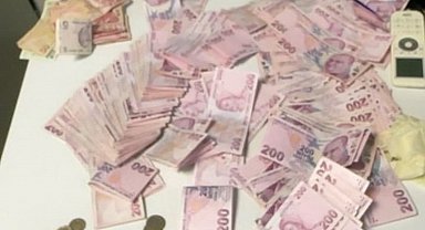 Dilencinin üzerinden 45 bin lira çıktı