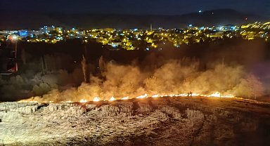 Diyarbakır'da örtü yangını