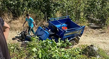Düzce'de fındık işçilerinin taşındığı patpat devrildi: 4 yaralı
