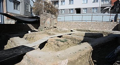 Edirne'de günümüze tek duvarı ulaşan Çokalca Camisi'nde, restorasyon başladı