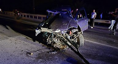 Edirne'de otomobille hafif ticari araç çarpıştı; 5 yaralı