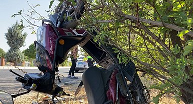 Elazığ'da otomobilin çarptığı motosikletli öldü