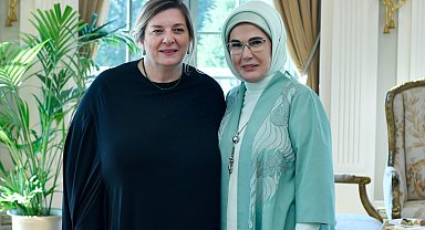 Emine Erdoğan, Gürcistan Devlet Başkanı'nın eşi Tamar Bagrationi ile bir araya geldi