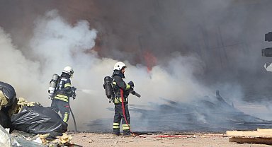 Erzurum'da kayak merkezindeki kafeteryada yangın