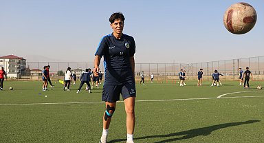 Fenerbahçe'den Yüksekova Kadın Futbol Takımı'na transfer