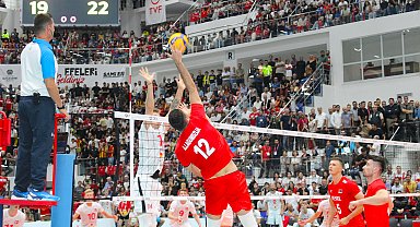 Filenin Efeleri Danimarka'yı 3-2 yendi