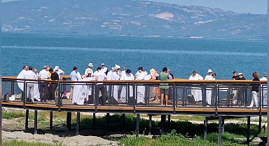 Fransa'dan gelen 42 akademisyen, İznik'te ayin yaptı