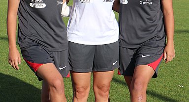 Futbolun ikizleri sahada konuşmadan anlaşıyor