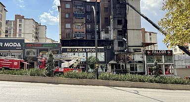 Gaziantep'te 5 katlı binada yangın; 23 kişi dumandan etkilendi