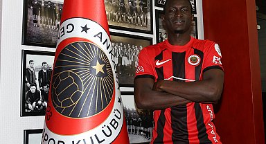 Gençlerbirliği Adama Traore'yu kadrosuna kattı