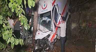 Hasta nakil ambulansı ile çarpışan kamyonetin şoförü gözaltında