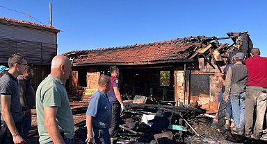 Hızar atölyesinde çıkan yangın söndürüldü