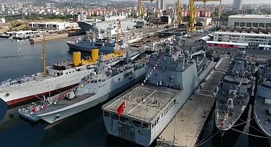 İstanbul- 'TEKNOFEST Mavi Vatan' halkın ziyaretine açıldı Havadan görüntülerle