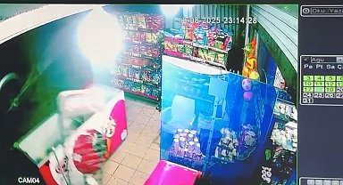 İstanbul- Avcılar'da alkollü sürücü site duvarına ardından markete çarptı