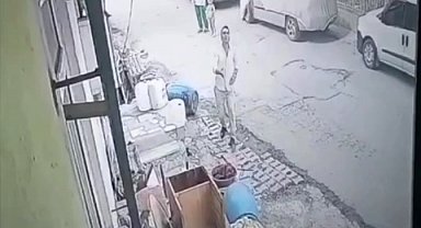 İstanbul - Başakşehir'de baba ve oğlu, izinsiz alınan bidon nedeniyle 58 yaşındaki kadını darbetti