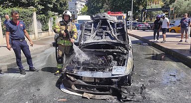 İstanbul - Beşiktaş'ta 2 ay önce aldığı araç alev alev yandı: 'Hayalimdeki arabaydı'