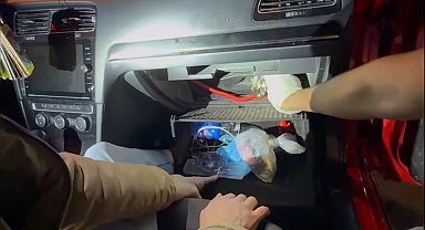 İstanbul - Beşiktaş'ta kaportacı dükkanına operasyon: Polis silah çekip bastı, tuvaletten kokain çıkardı