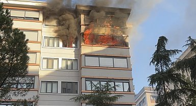 İstanbul - Kadıköy'de 8 katlı binada çıkan yangında 1 kişi dumandan etkilendi