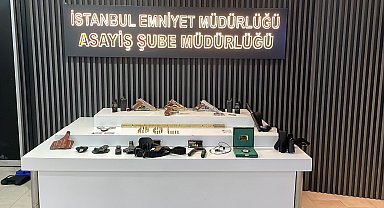 İstanbul - Kendilerini polis olarak tanıtıp dolandırıcılık yapan 3 şüpheli yakalandı