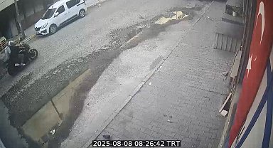 İstanbul- Küçükçekmece'de altın atölyesine ateş açan şüpheliler kamerada