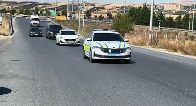 İstanbul - Özgür Özel Silivri'de Ekrem İmamoğlu'nu ziyaret ediyor - 1