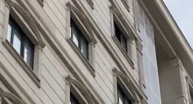 İstanbul - Ümraniye'de 8 katlı otelde çıkan yangın söndürüldü