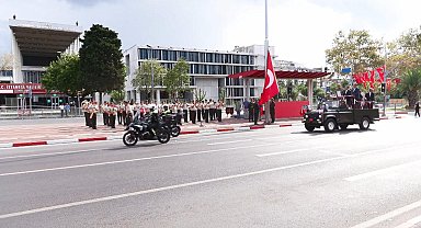 İstanbul - Vatan Caddesi'nde 30 Ağustos Zafer Bayramı tören provası