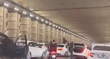 İzmir'de alt geçitte yolu kapatan düğün konvoyundaki sürücüye ceza