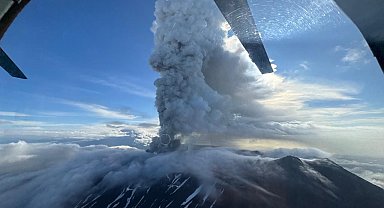 Kamçatka'da yanardağ 600 yıl sonra faaliyete geçti