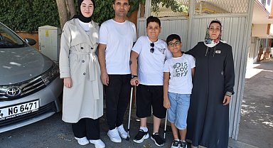 Kanser hastası Yasin, Galatasaraylı futbolcularla tanışmak için yola çıktı