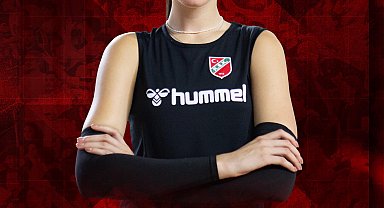 Karşıyaka filesinde Lyaskho imzaladı